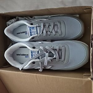 Mens new balance sz 9